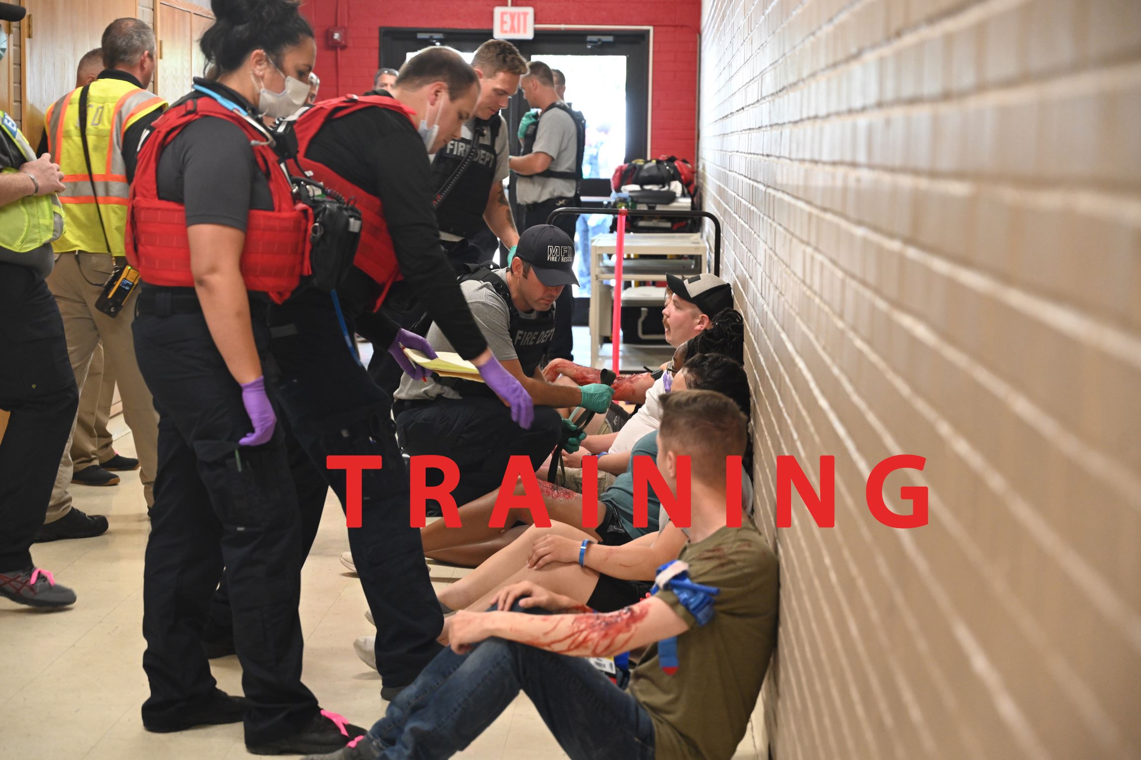 Officer Training with Civilians Playing Crime Victims 2